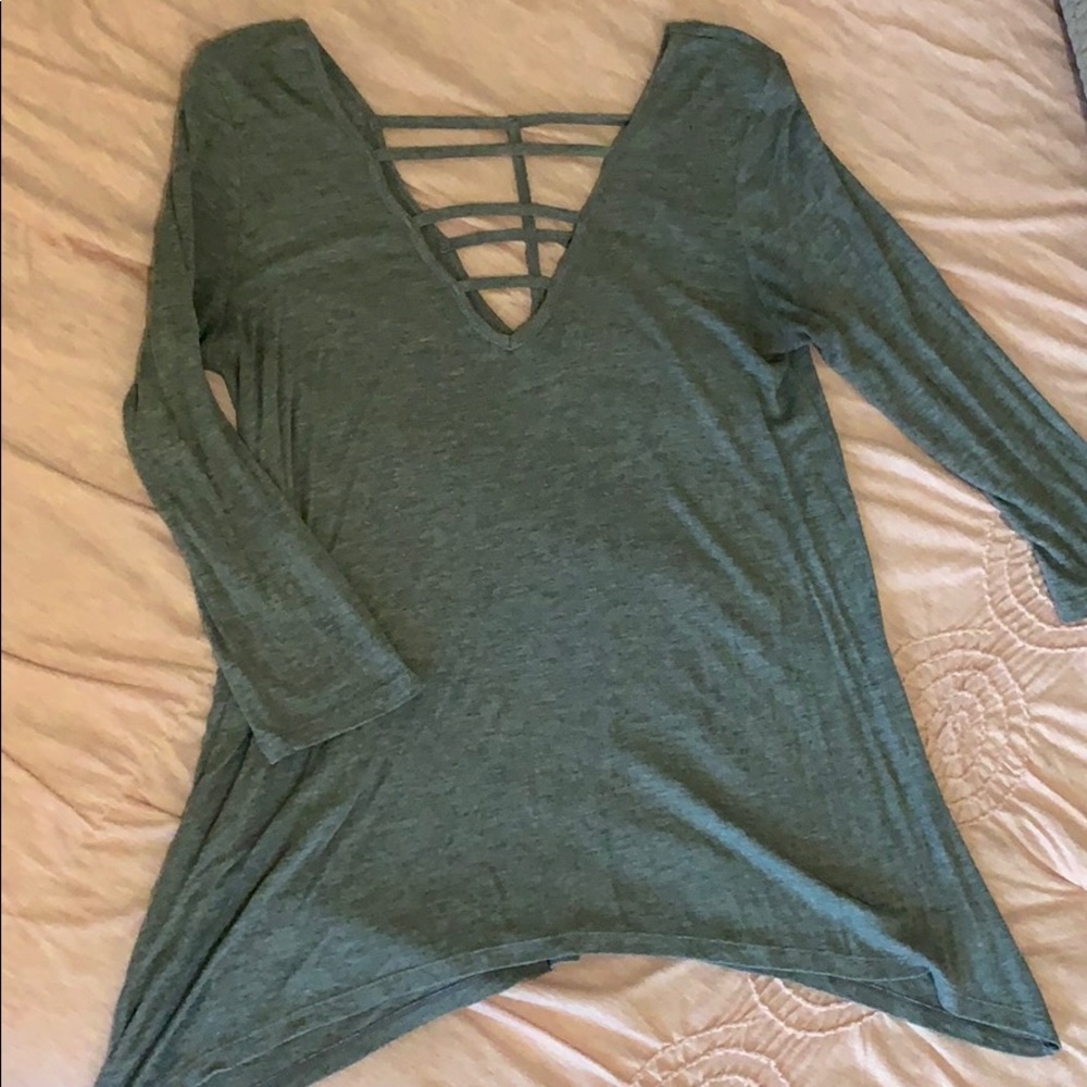 Flowy Grey Shirt Quart Sleeves